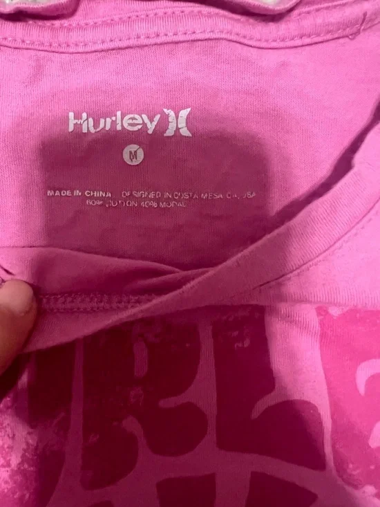Hurley Hot Pink Logo T-Shirt - Picture 2 of 4